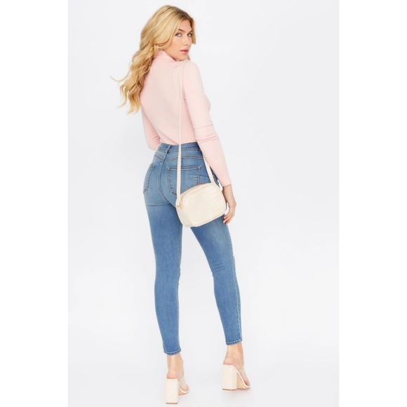 Size3-Refuge Rio Mid-Rise Push-Up Skinny - Picture 1 of 5